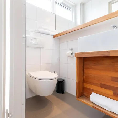 فندق Boutique Texel 4*