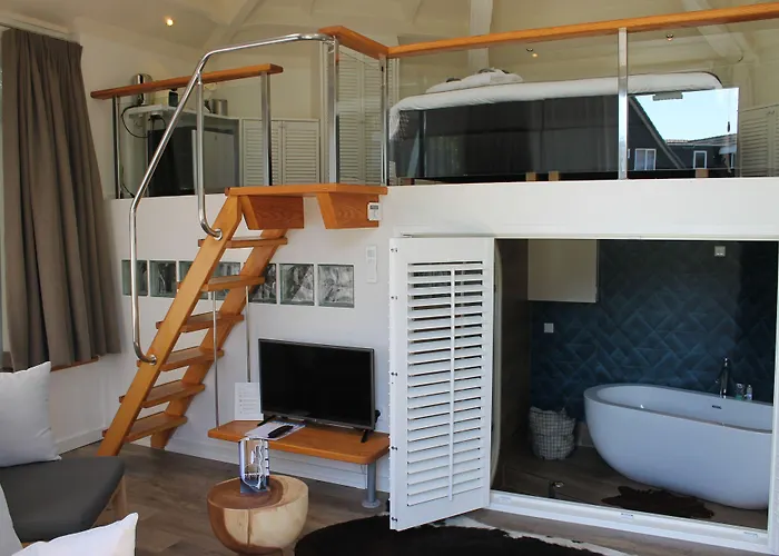 Boutique Texel Hotel 4*