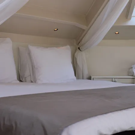 מלון Boutique Texel 4*